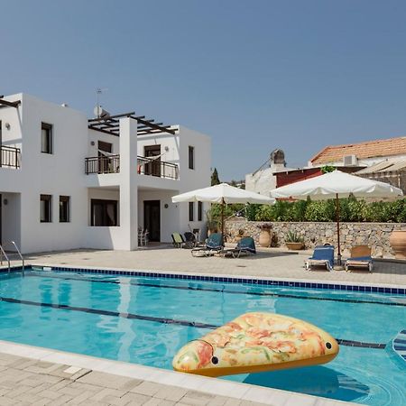 The Corner House At Gennadi Court Villa Luaran gambar