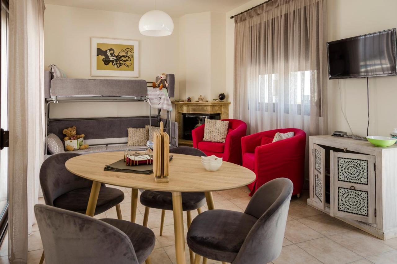 The Corner House At Gennadi Court Villa Luaran gambar