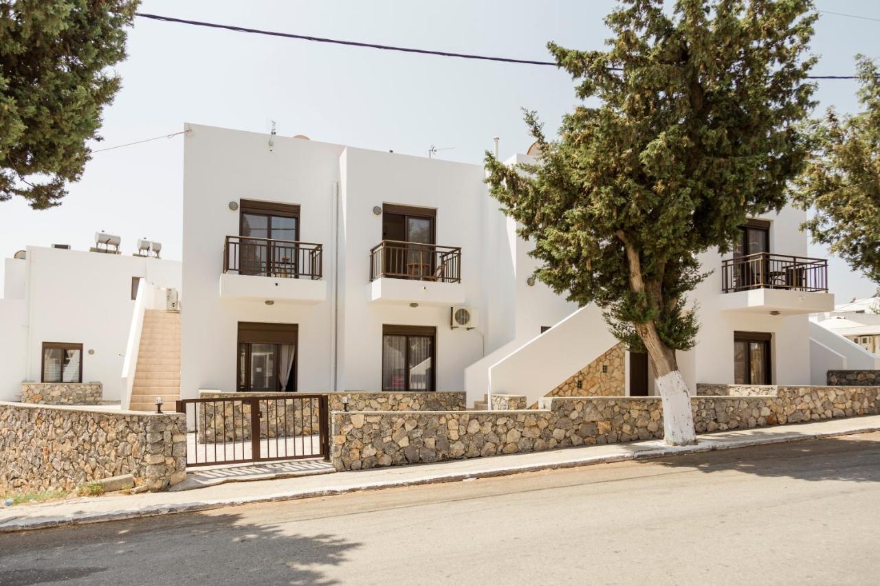The Corner House At Gennadi Court Villa Luaran gambar