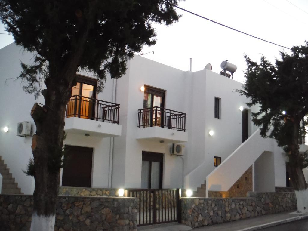 The Corner House At Gennadi Court Villa Luaran gambar